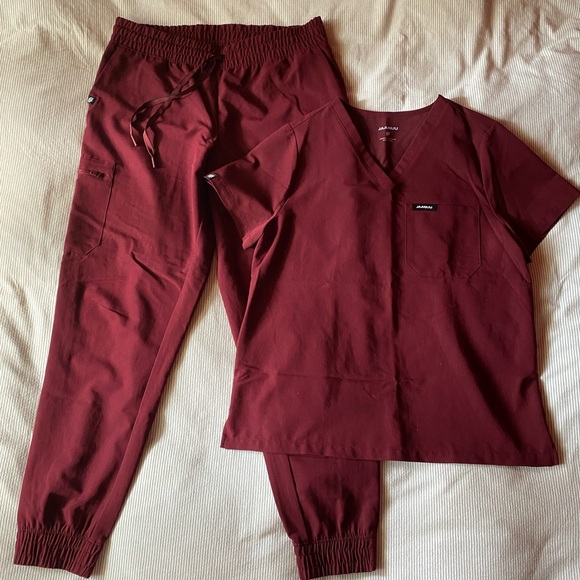 Jaanuu scrub set - Picture 1 of 1